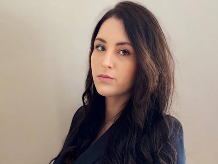 Hoffbeck Melanie La Française AM